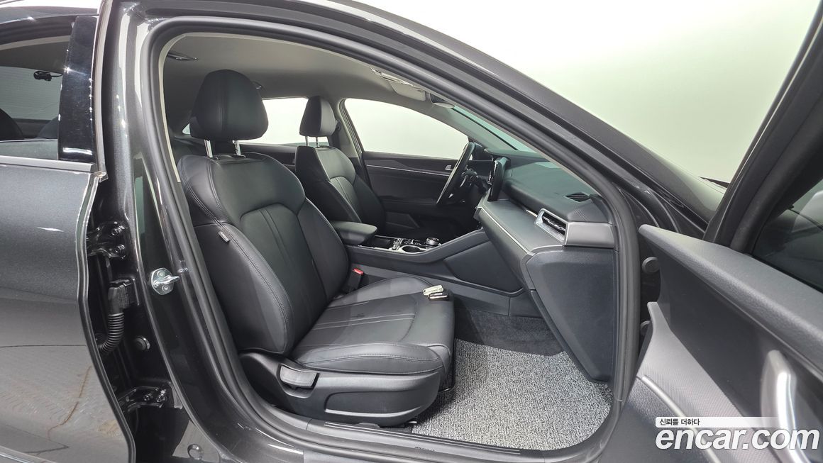 Kia K5 2023