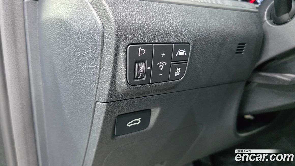 Kia K5 2023