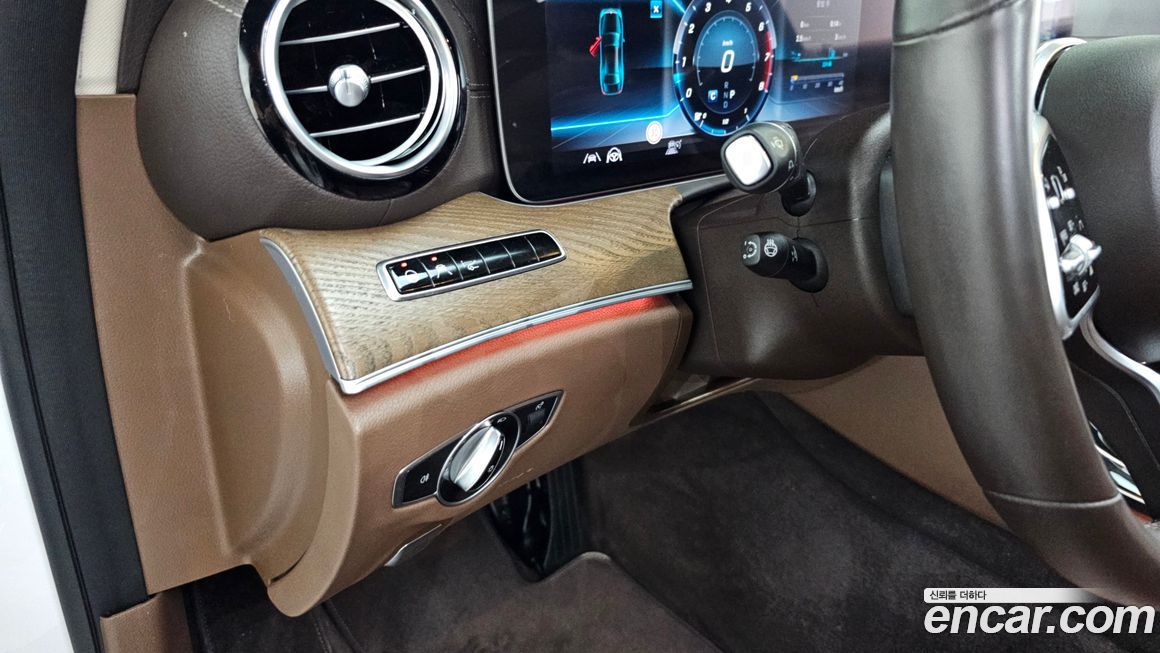 Mercedes-Benz E-Class 2020