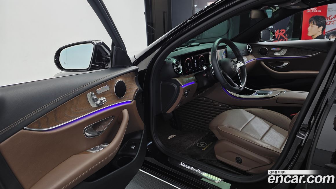 Mercedes-Benz E-Class 2021
