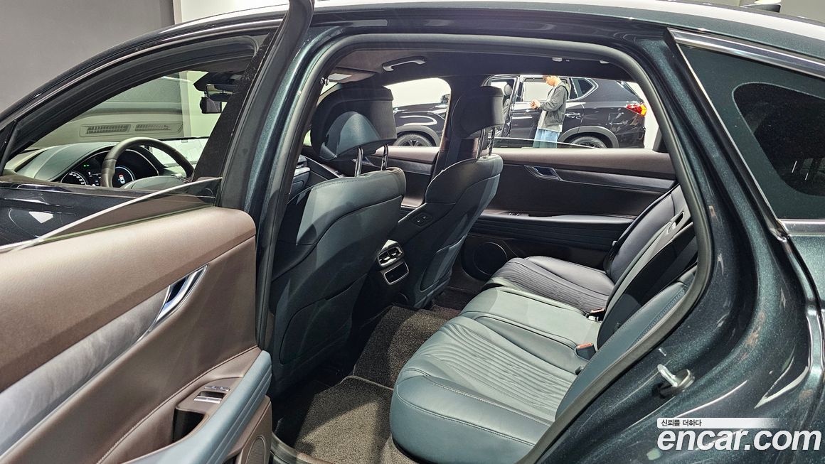 Genesis G80 2023