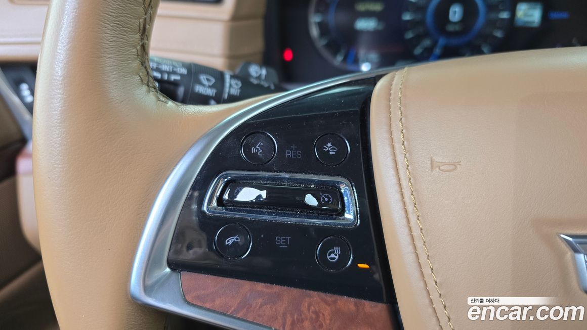 Cadillac Escalade 2016