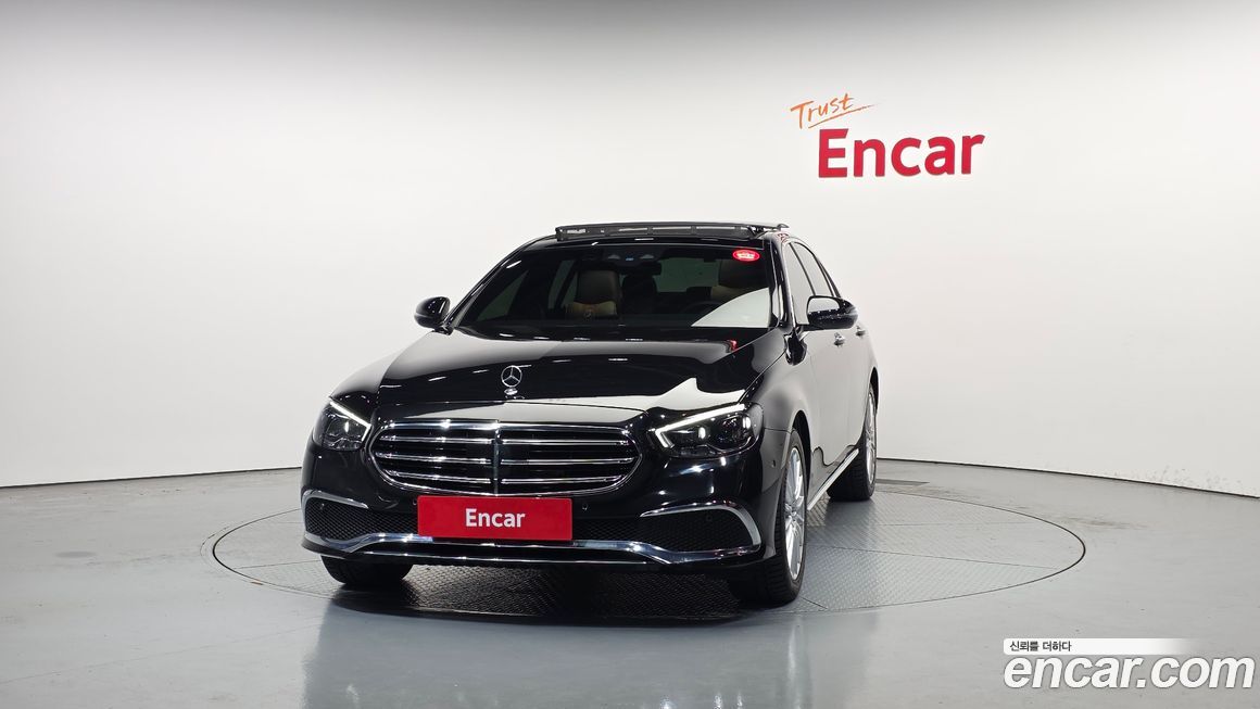 Mercedes-Benz E-Class 2021