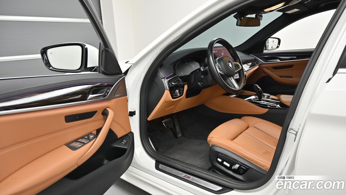 BMW 5-Series 2021