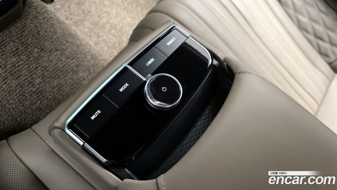 Kia K8 2024