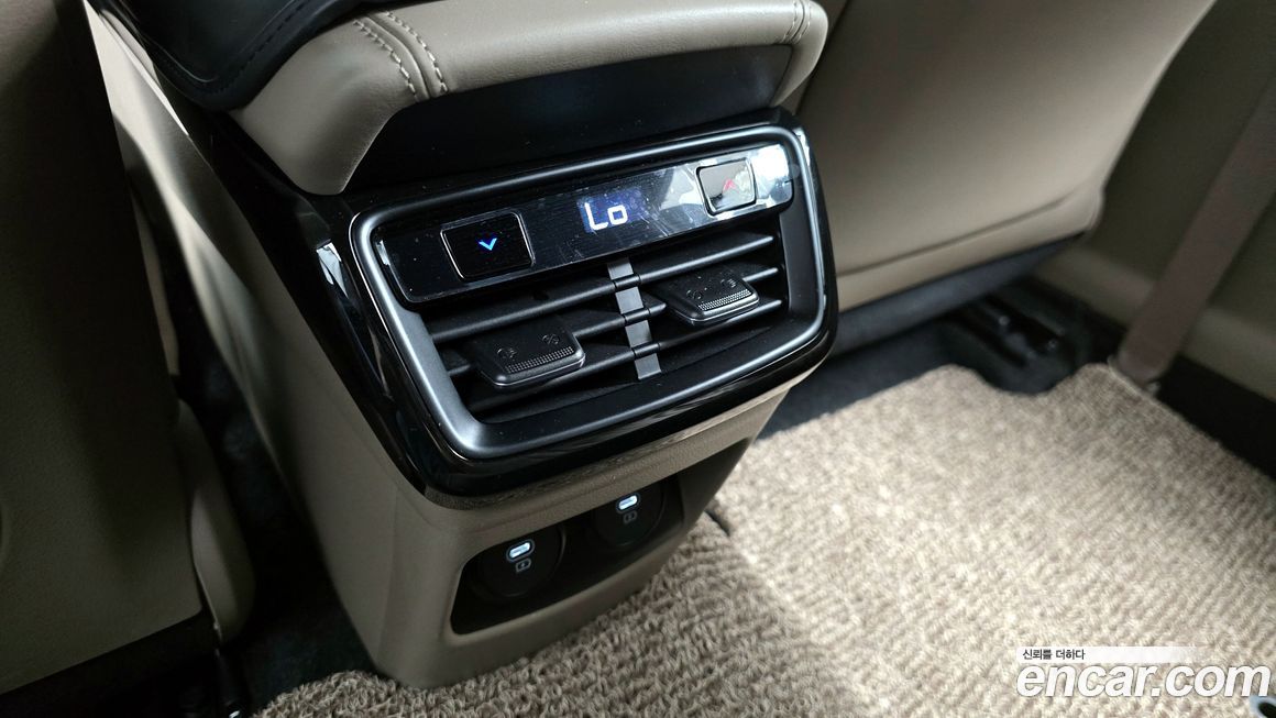 Kia K8 2024