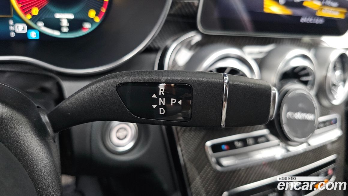 Mercedes-Benz C-Class 2019