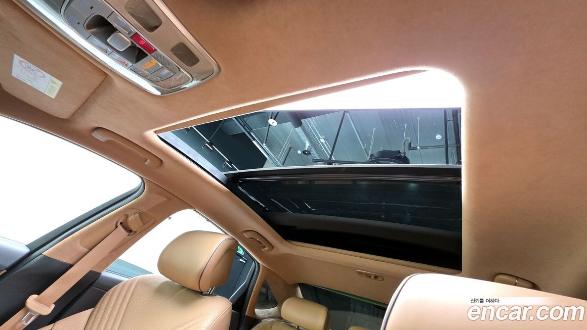 Genesis G80 2023