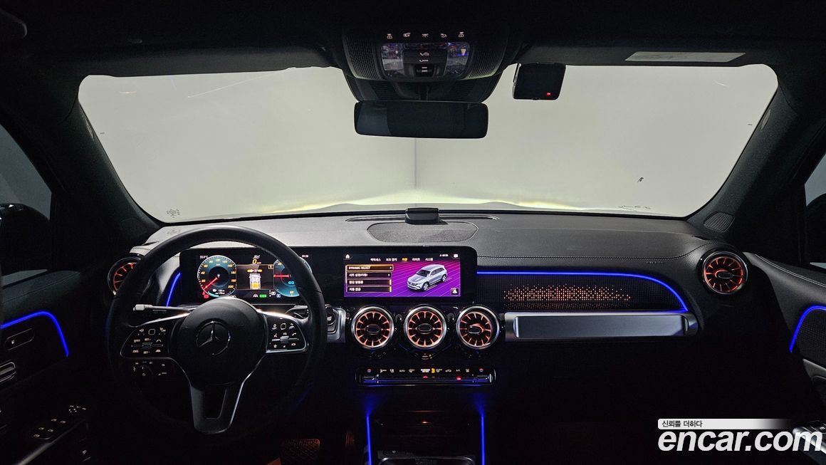Mercedes-Benz EQB 2023