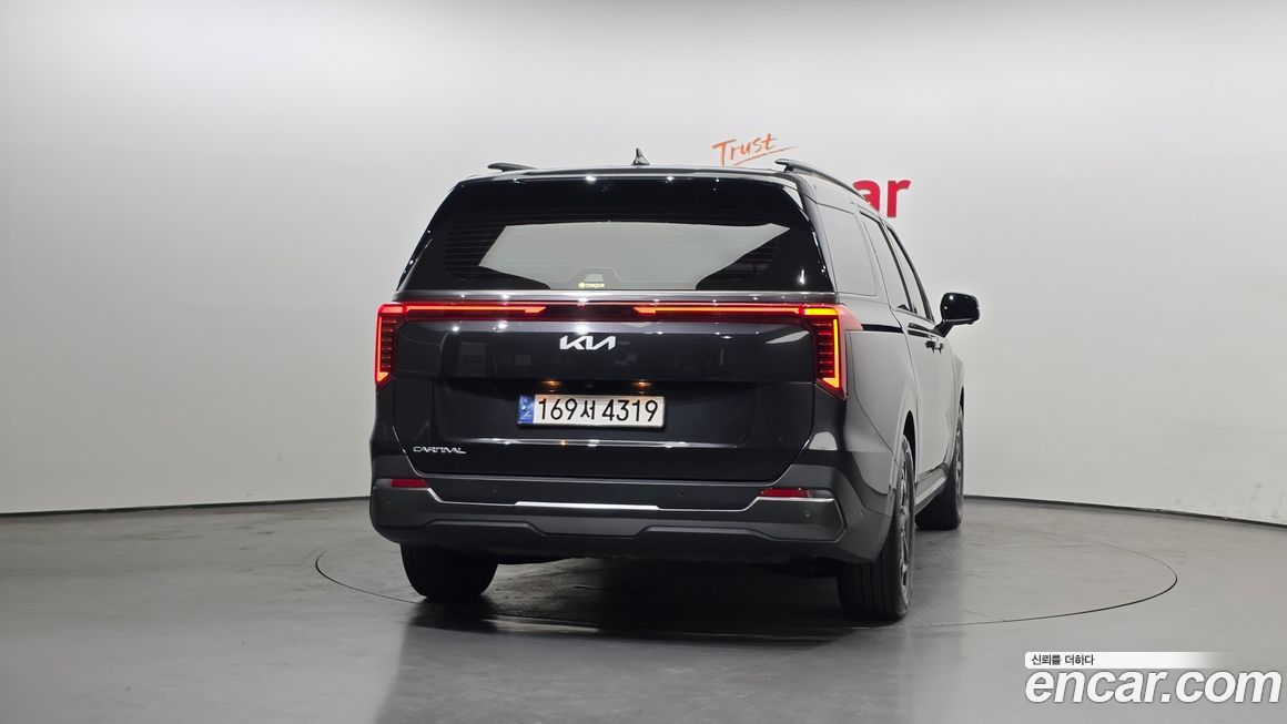 Kia Canival 2025