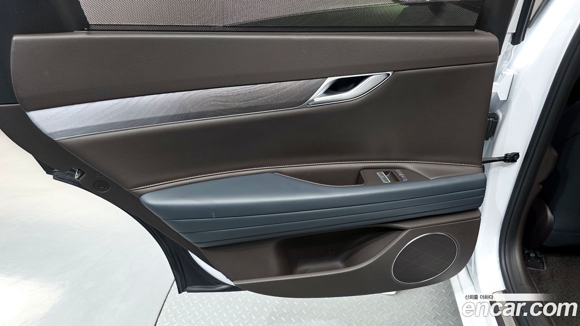Genesis G80 2023