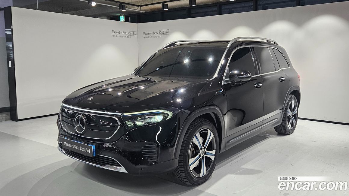 Mercedes-Benz EQB 2023