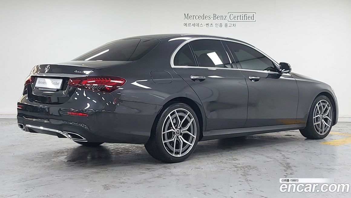 Mercedes-Benz E-Class 2021