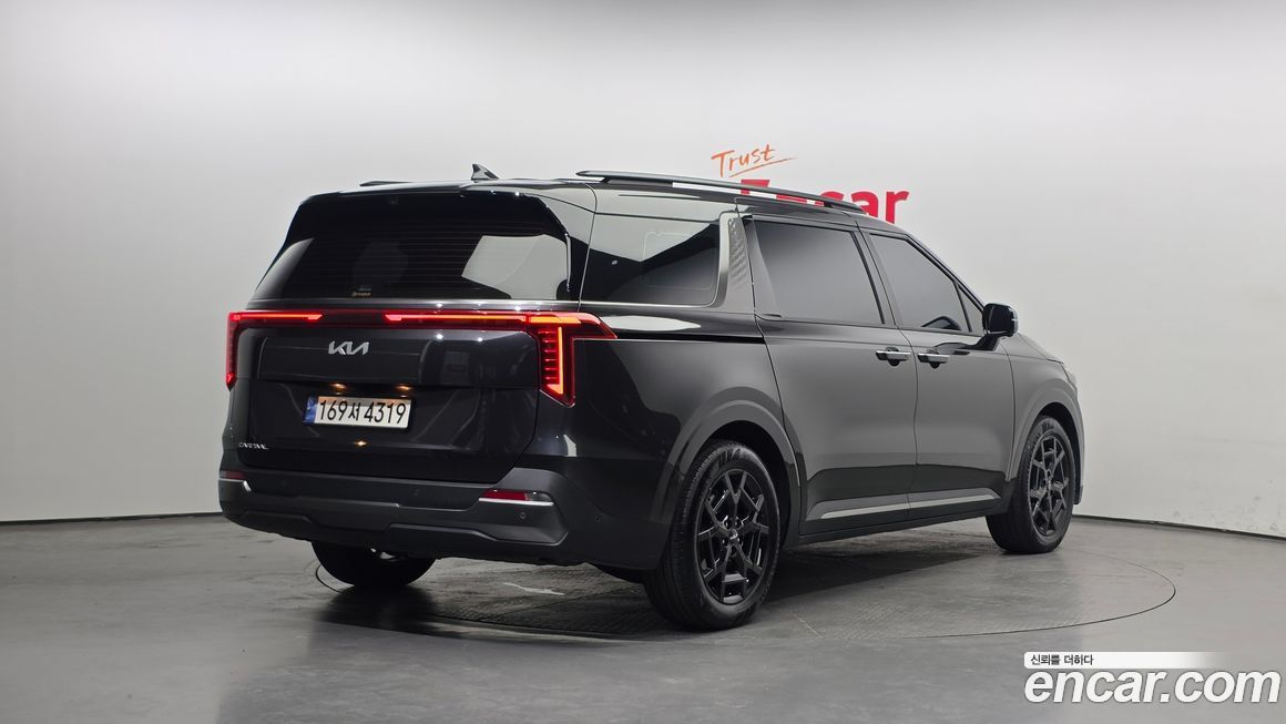 Kia Canival 2025