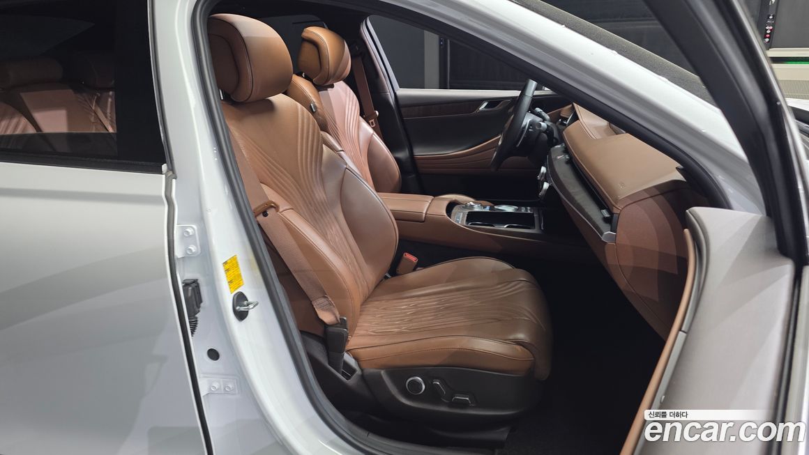 Genesis G80 2021