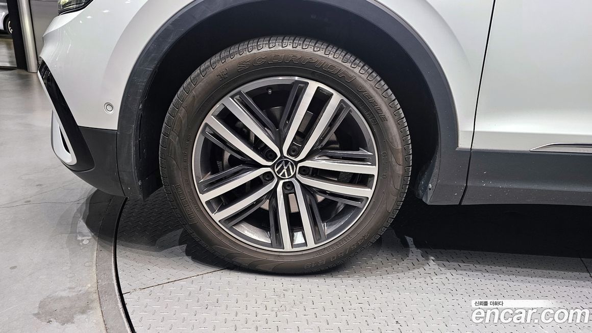 Volkswagen Tiguan 2024