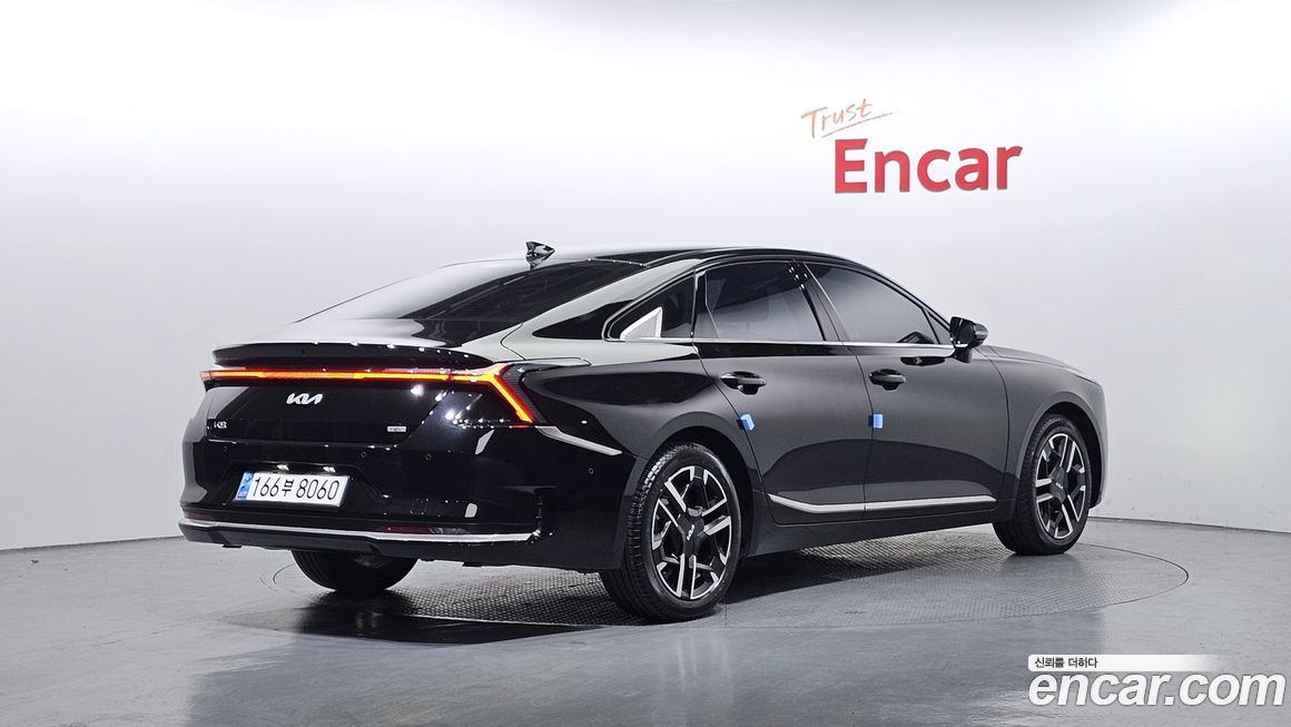 Kia K8 2025