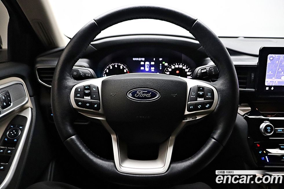 Ford Explorer 2023