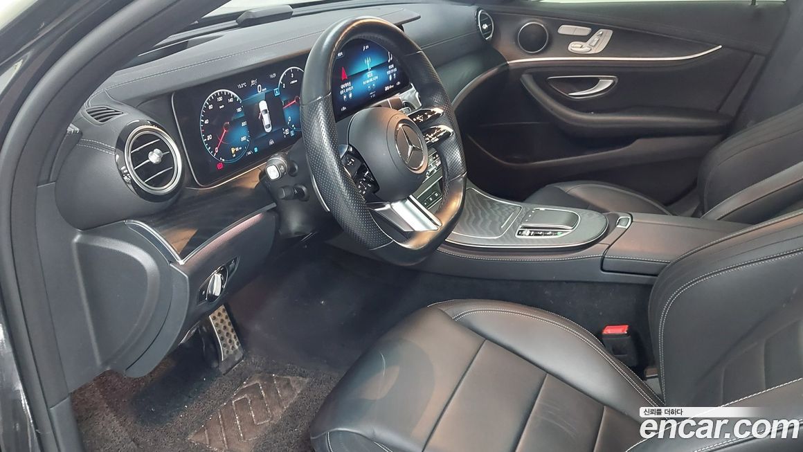 Mercedes-Benz E-Class 2021