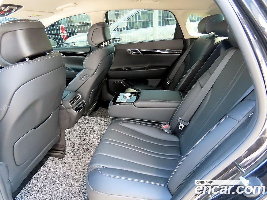 Genesis G80 2023