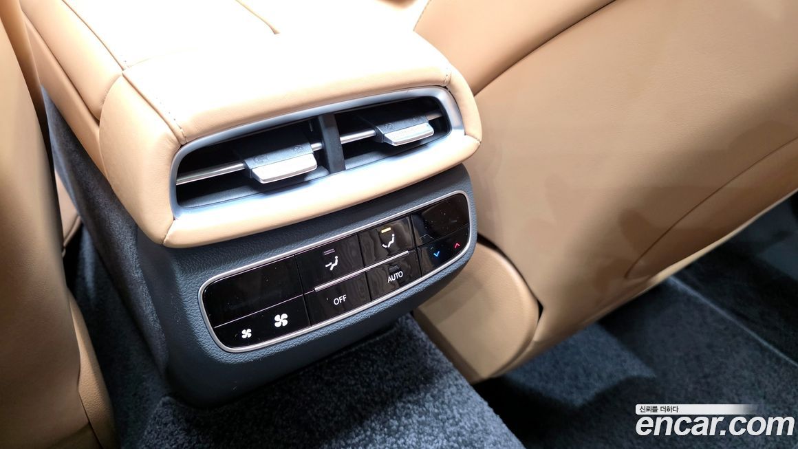 Genesis G80 2023