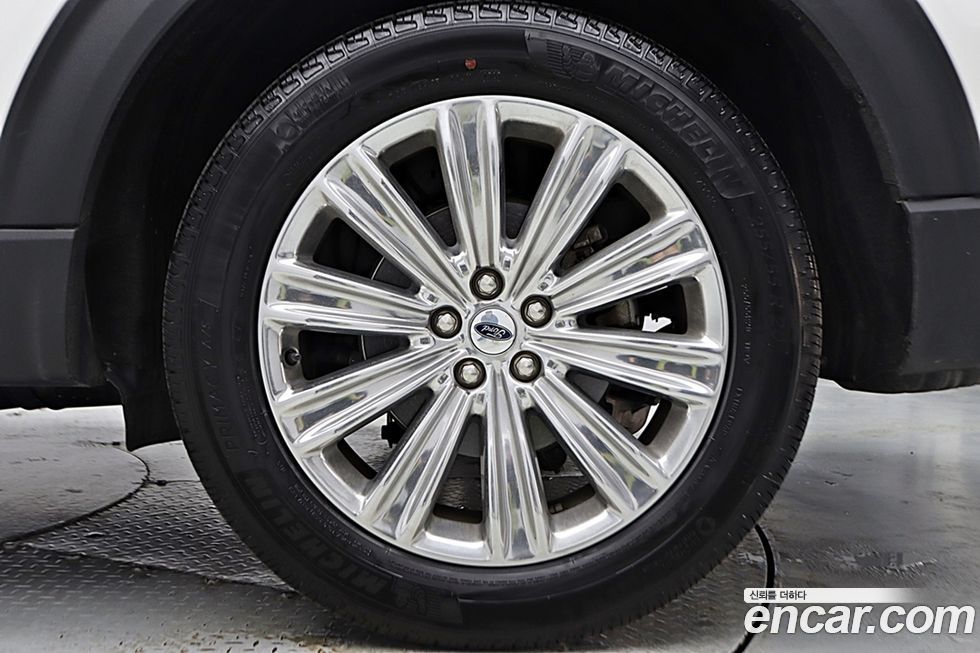 Ford Explorer 2023