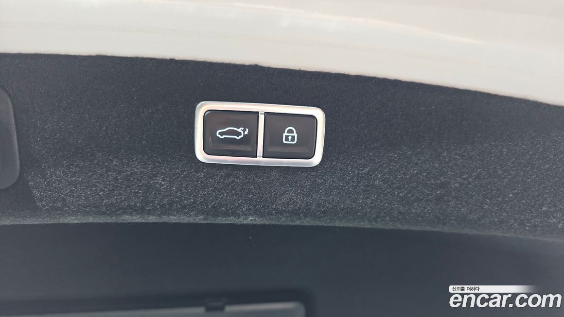 Genesis G80 2023