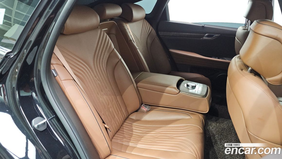 Genesis G80 2023