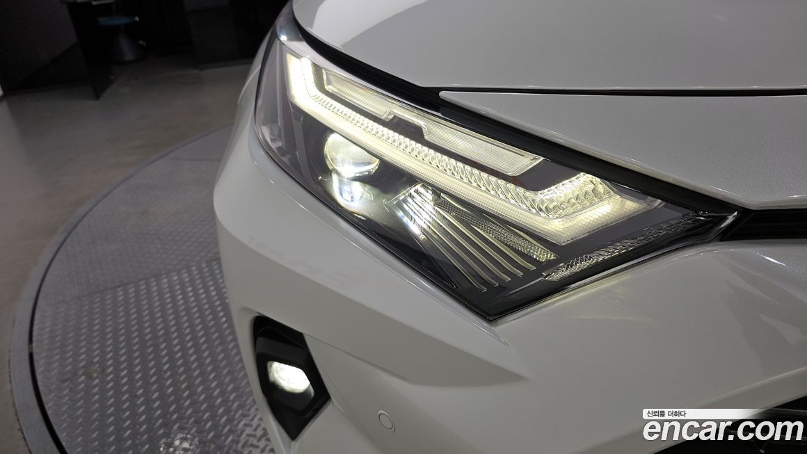 Toyota RAV4 2024