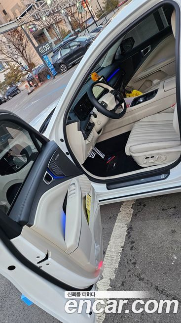 Kia K8 2025