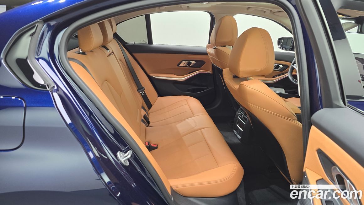 BMW 3-Series 2025