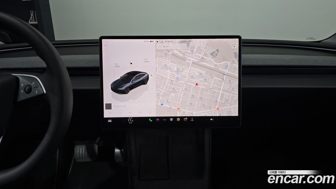 Tesla Model 3 2025