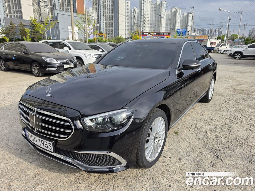 Mercedes-Benz E-Class 2023
