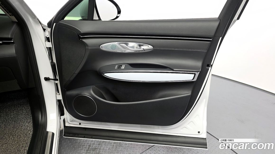 Genesis GV70 2023