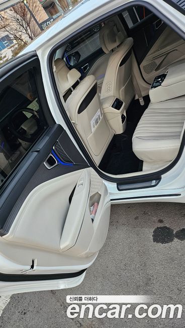 Kia K8 2025