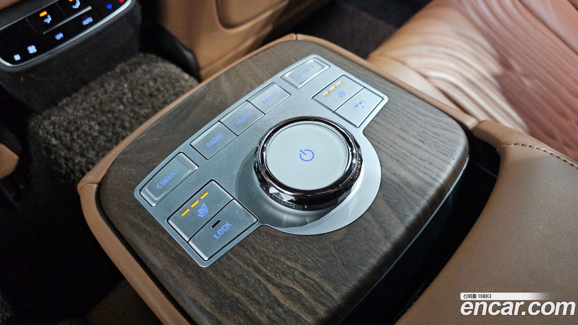 Genesis G80 2023