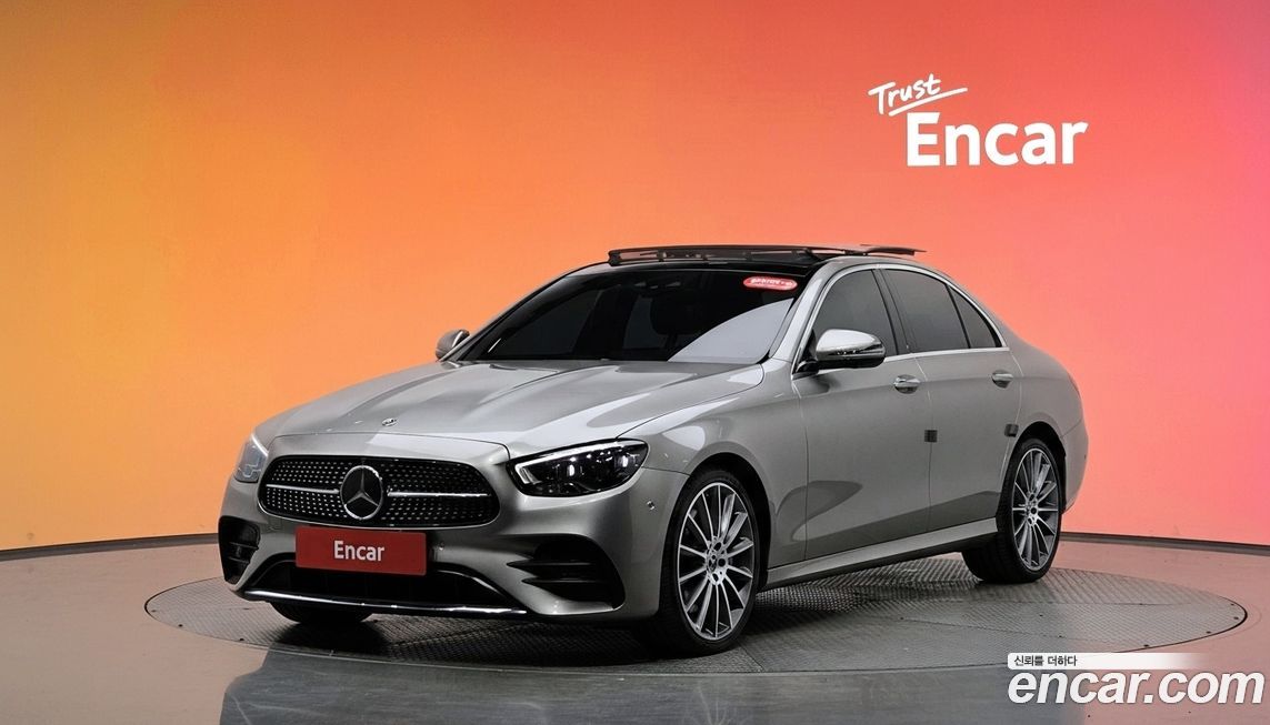 Mercedes-Benz E-Class 2022