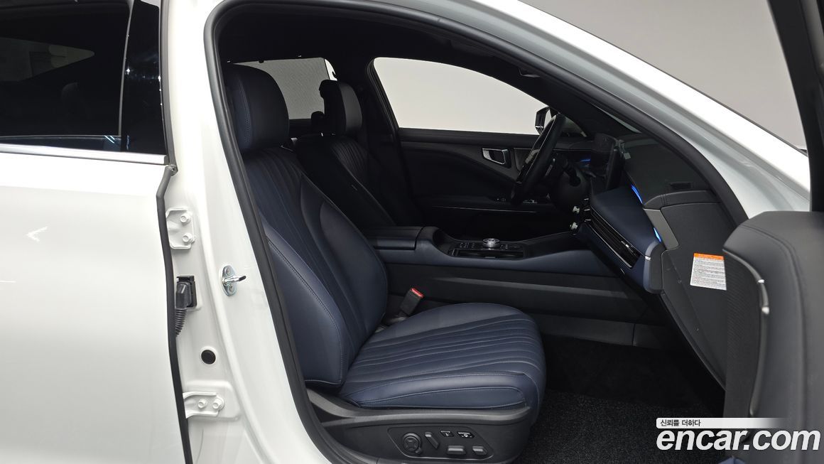 Kia K8 2025