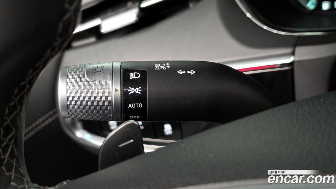 Genesis GV70 2023