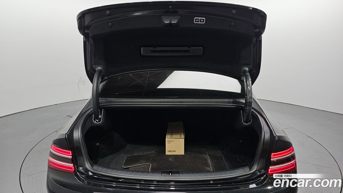 Genesis G80 2023