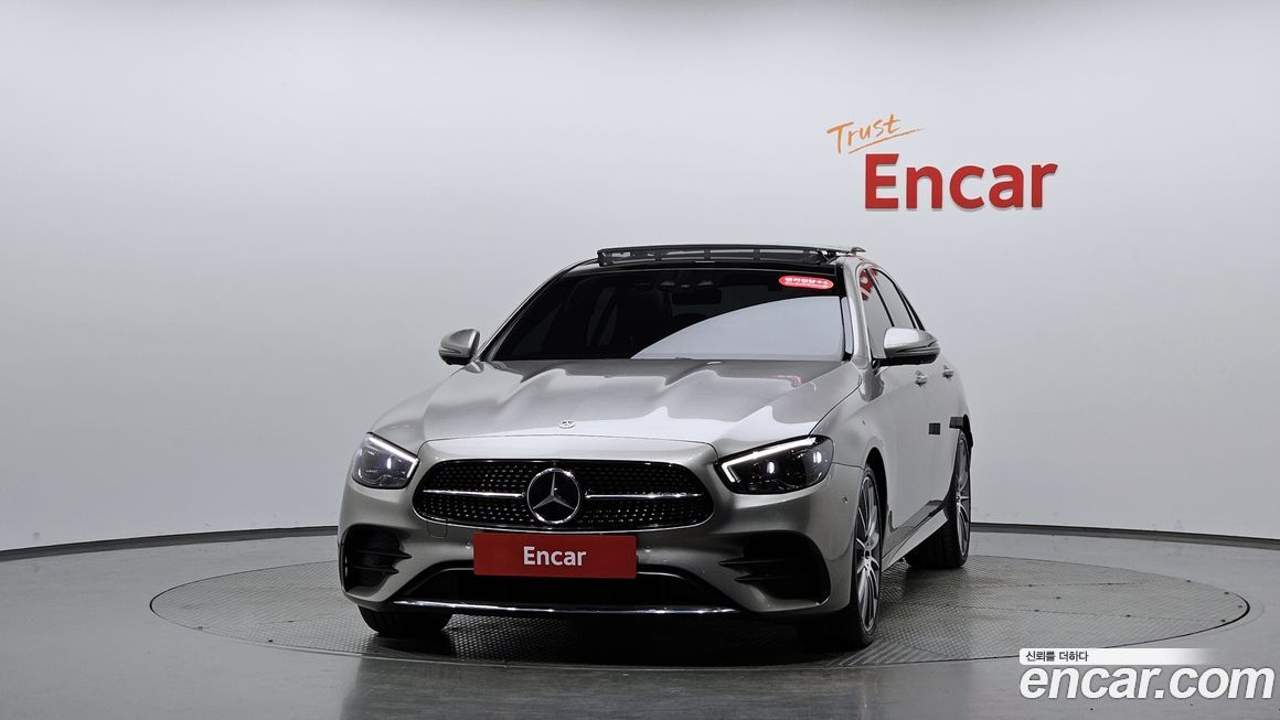 Mercedes-Benz E-Class 2022