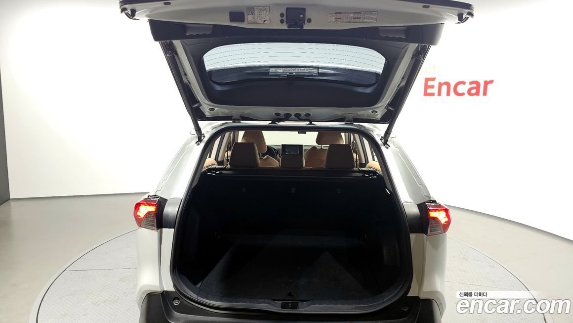 Toyota RAV4 2024