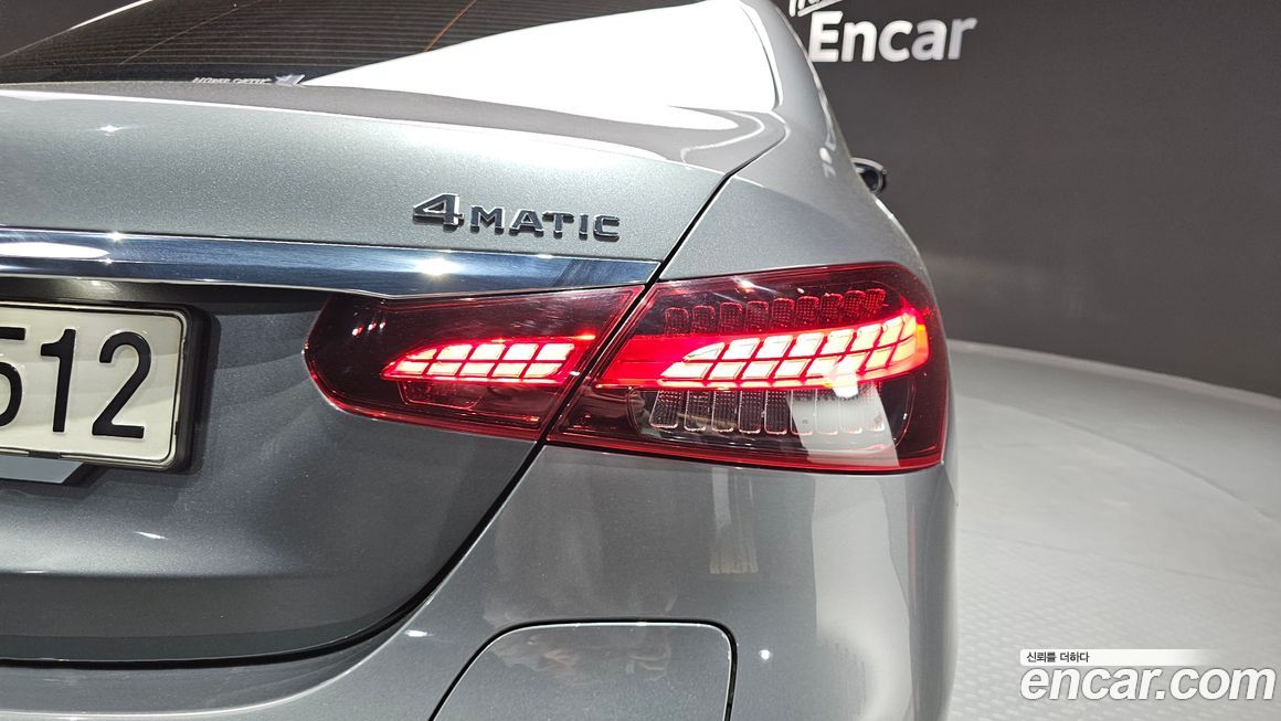 Mercedes-Benz E-Class 2021
