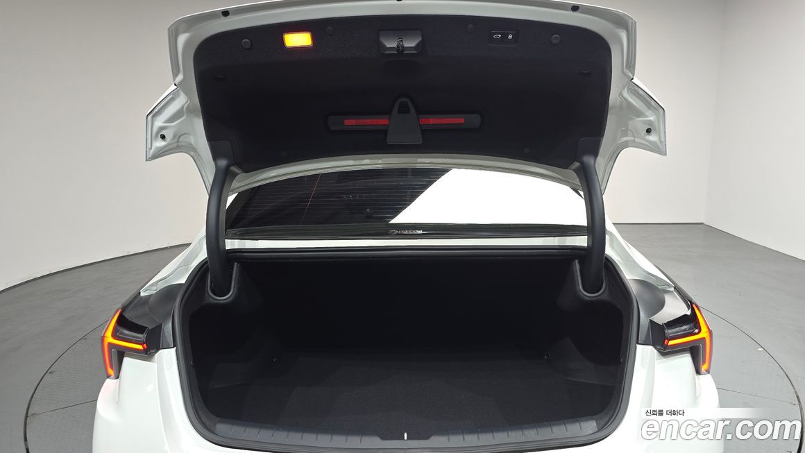Kia K8 2025