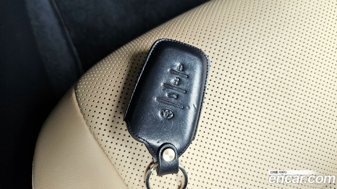 Toyota RAV4 2024