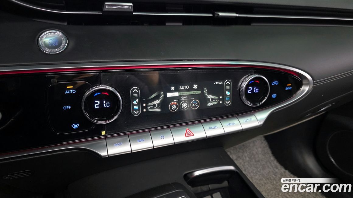 Genesis GV70 2023