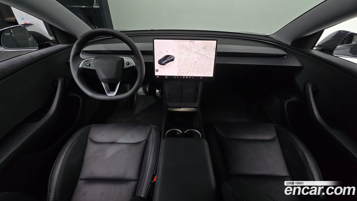 Tesla Model 3 2025