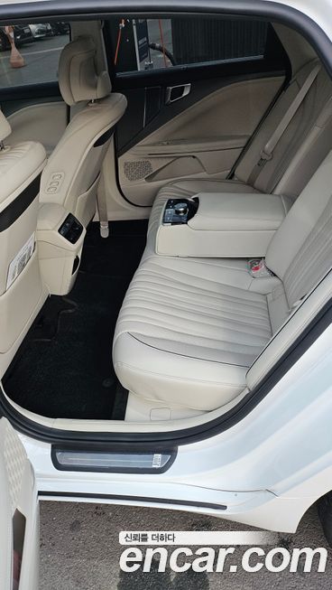 Kia K8 2025