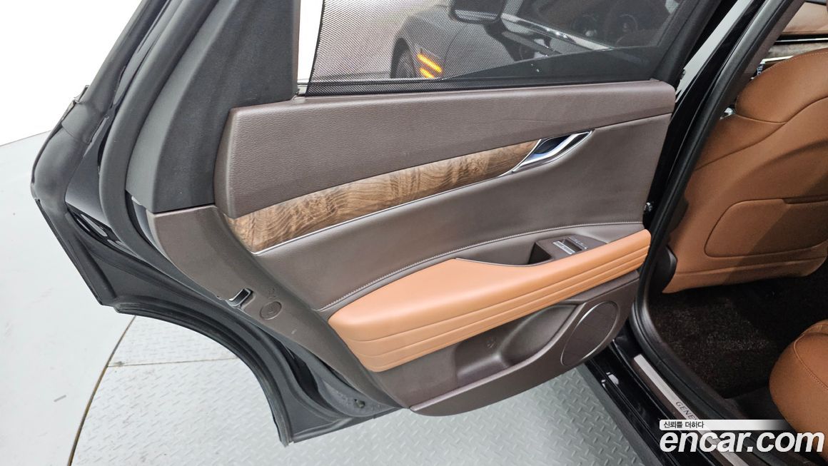 Genesis G80 2023