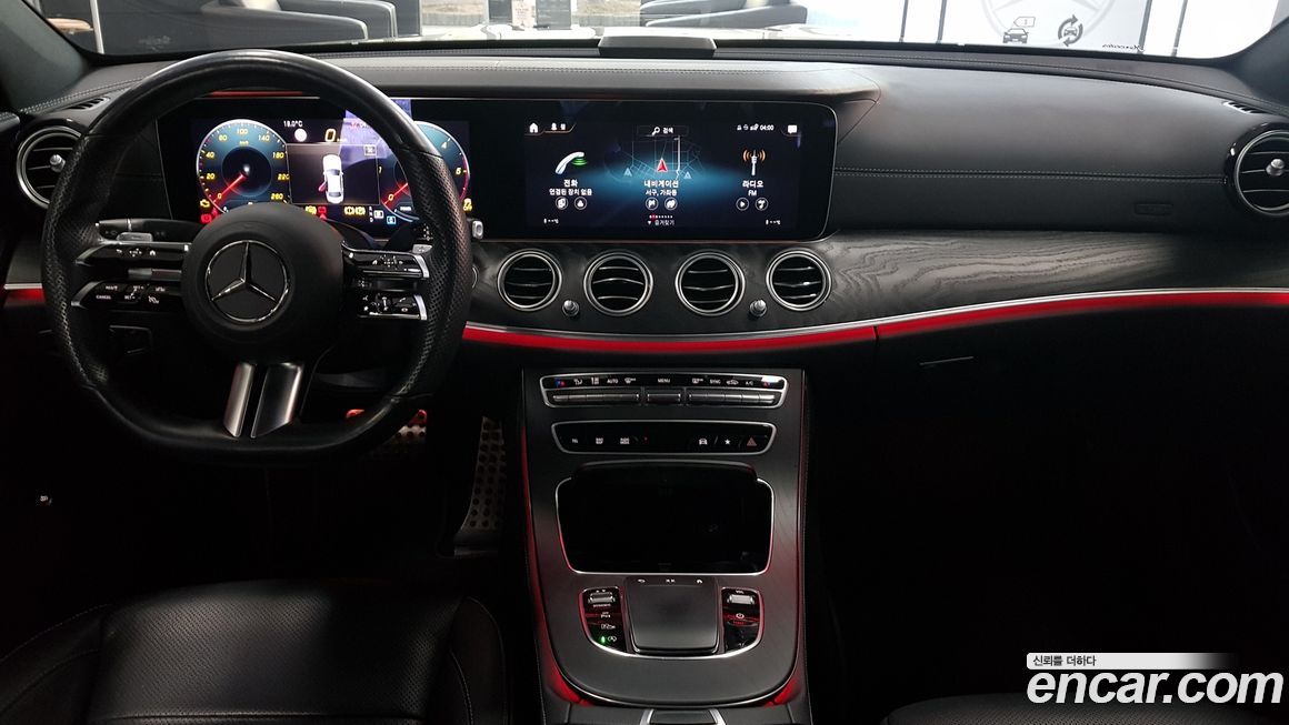 Mercedes-Benz E-Class 2022